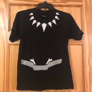 ⭐️ Lightly used unisex Marvel Black Panther cosplay T-shirt